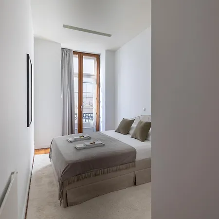Elegant 2-bedroom In Appartamento Lisbona