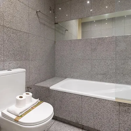 Elegant 2-bedroom In * Lisbona